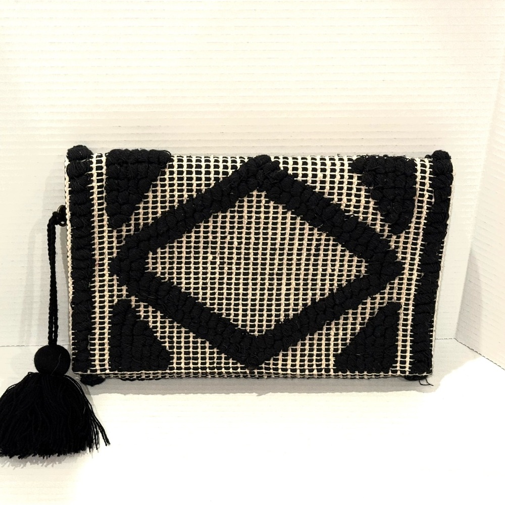 Black and White Woven Clutch Clever Carriage Company